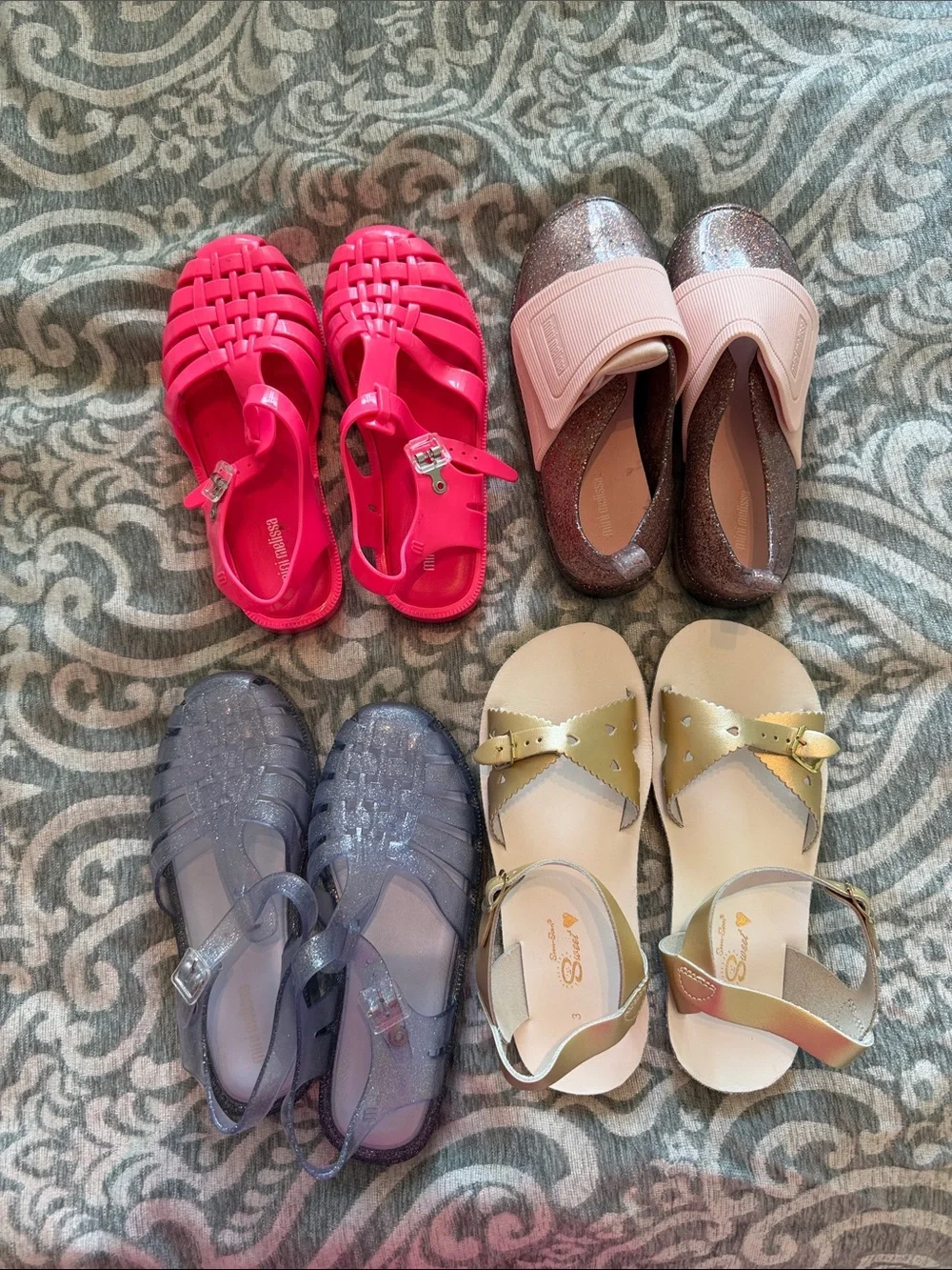 Lot of Mini Melissa & Sun San Gold & Jelly Sandals for girls size 3